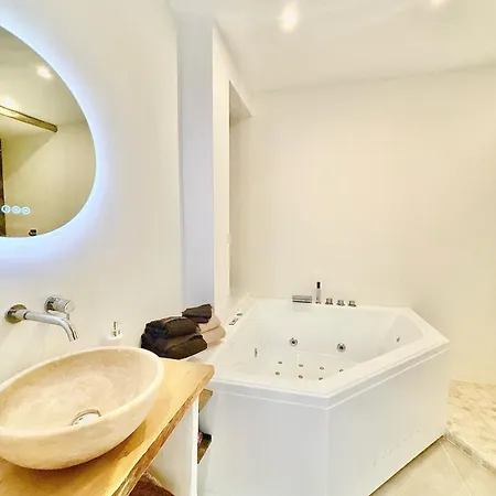 Apartament Cinema & Balneo Privatif *